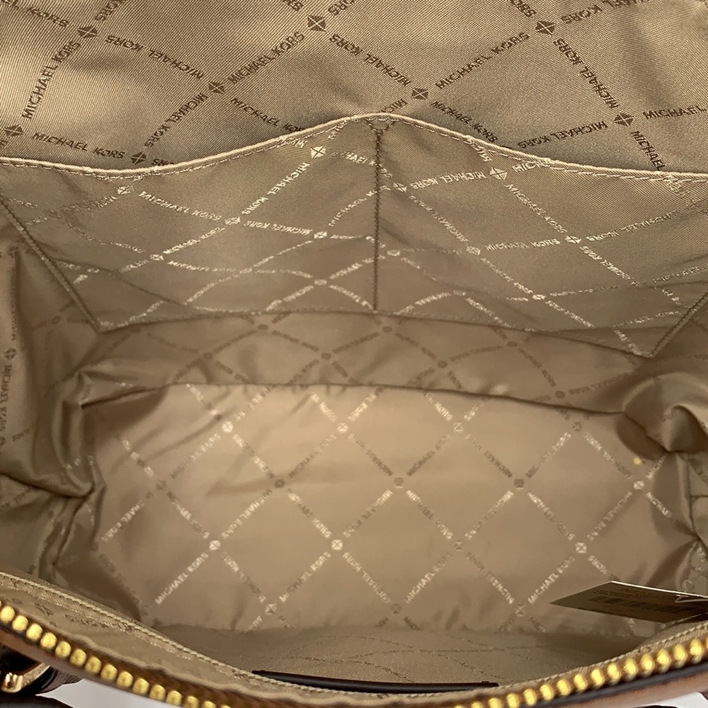 MICHAEL KORS Charlotte Large Leather Top-Zip Tote - Picture 11 of 16